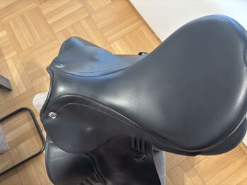 Neuwertiger Prestige x Doge Dressursattel Prestige X-Doge