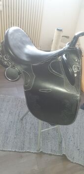 Neuer Australien Stocksattel 18", Echtleder,Mittlere Kammerweite, American Equigen  Stocksattel , Rebecca Loobes, Baroque Saddle, Mönchengladbach