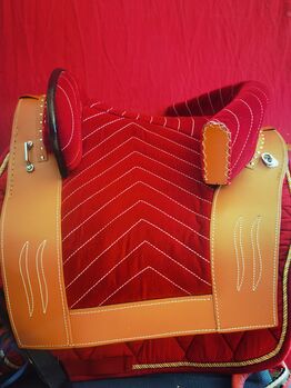 NEU Set Baumloser Sattel Barocksattel kein Deuber / Hidalgo, Equitably  Baumloser Reitsattel 17 Zoll Kurz, Jana Volkmann Volkmann, Treeless Saddle, Lage, Lippe