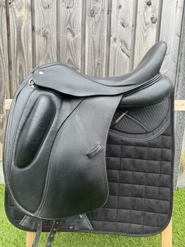 Custom Gemini R, Custom Gemini R, NG Zadels (NG Zadels ), Siodła ujeżdżeniowe, Almere