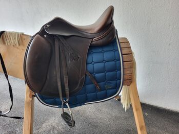 Neuer Prestige Tech one VS Sattel bzw. KOMPLETTSET inkl. Riemen,Steigbügel und Sattelgurt!!, Erre Plus Tech one  Vielseitigkeitssattel Erre Plus , Johanna Haller , All Purpose Saddle, Brunn am Gebirge