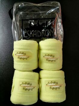 NEU Satz Eskadron Bandagen, Eskadron, Akinom, Horse Bandages & Wraps, Bad Salzuflen