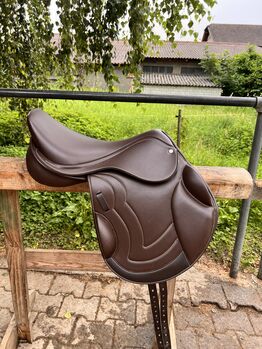 Neuer Springsattel, Jana Platzer, Jumping Saddle, Watt