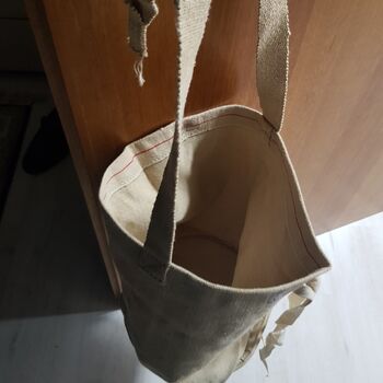 Neuer Futterbeutel ideal für Wanderreiter Schweizer Militär?