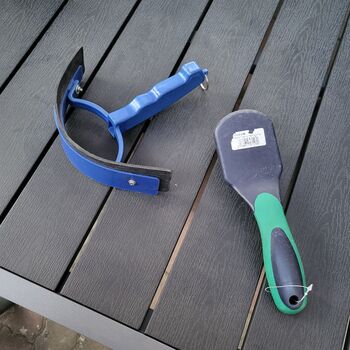 Schweißmesser und Mähnenbürste