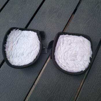 Ohrenwärmer für die Reitkappe