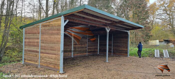 Offenstall kaufen & Weideunterstand - Pferdeunterstand, Weidehütte & Laufstall für Pferde AUSSENBOXEN Pferdeunterstand - Weideunterstand - Unterstand - Offenstall bauen