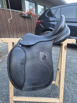 One Tech Dressur Sattel, One Tech, Theresa, Dressursattel, Althofen