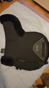 Unbenutzte Lammfell Schabracke, Felix Bühler, Sophie, Dressage Pads, Hamburg Groß Borstel