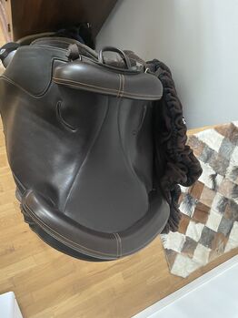 Totaler Hingucker-Sattel von der Firma MySattel MySattel Jerez Barock