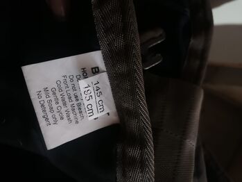 Outdoorpferdedecke 200g Füllung, 145 cm - wie neu