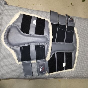 Gamaschen, HKM Fell Gamaschen Set 4 Stück , Nicole Blomeier, Tendon Boots, Sengenthal