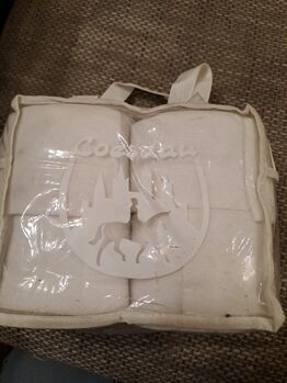 Pferde Zubehör Hkm, Kalvakade 