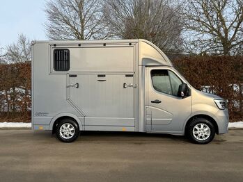 Pferdetransporter B-Führerschein Renault 3,5t Klima Neufahrzeug 2270KG Viehtransporter Selbstfahrer Dickenherr Dickenherr 2 Ride 
