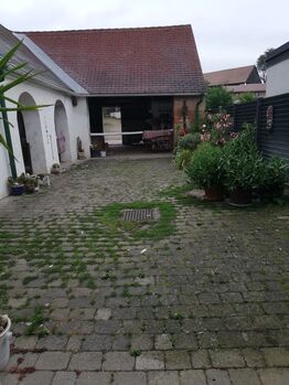 Einstellplatz, Bernadette, Other, Bad Pirawarth