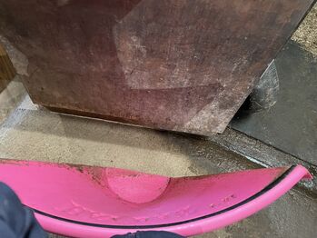 Pony size Hay bar