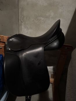 Passier Chr Hubertus Dressursattel, Passier Chr. Hubertus D, Nils H , Dressage Saddle, Krefeld