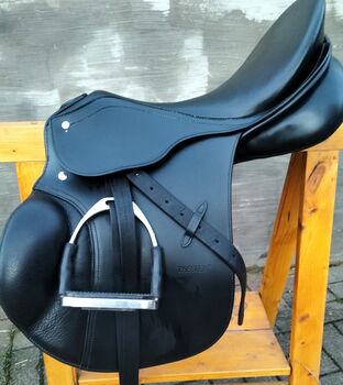 Passier Springsattel Avior schwarz 17/27,5, Passier  Avior , Sibylle V., Jumping Saddle, Geestland