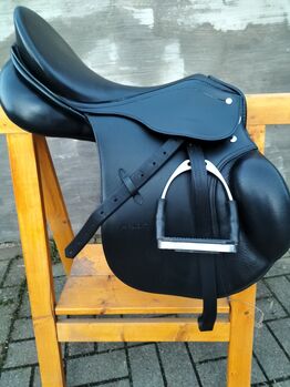 Passier Springsattel Avior schwarz 17/27,5 Passier  Avior 