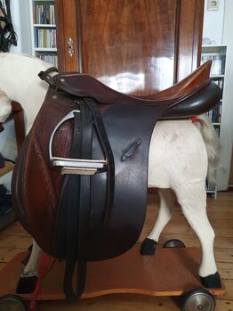 Passier VS Psl-Baum, dreifarbig. 17,5, mittlere KammerFrisch gepolstert., Passier Psl, Sabine , All Purpose Saddle, Nürnberg 