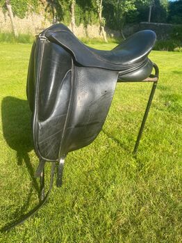 Paul Fielder Dressage Saddle Paul Fielder