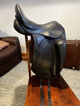 PDS Grande Dressage Saddle 18" Wide, PDS Grande, Hilery Lindmier, Dressage Saddle, Laramie