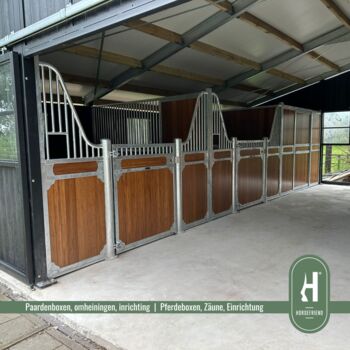 Pferdebox Royal | Pferdestall kaufen | Boxen Pferd | mit Drehtür, Horsefriend Products Royal, Horsefriend Products - Pferdeboxen und Zaun (Horsefriend Products - Pferdeboxen, Zaun und Stalleinrichtungen), Horse & Stable Mats, Steinfurt