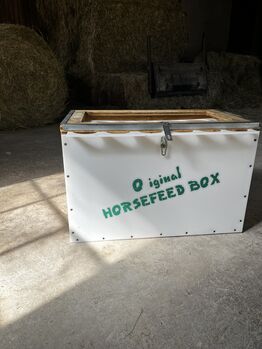 Horsefeed box (für Heu), Petr Olsanik , Pferdefutter, Thalham 2