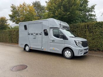 Pferdetransporter Renault Master 3 Schlafplätze 5 Sitzplätze 170PS Viehtransporter Tiertransporter, Dickenherr Dickenherr Team, Gerhard Strobel (Dickenherr Trucks und Trailers), Pferdeanhänger, Baden-Württemberg - Unterschneidheim