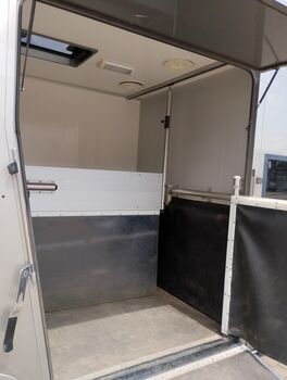 Pferdetransporter Roelofsen Automatik Viehtransporter Klima Roelofsen Renault Master Roelofsen
