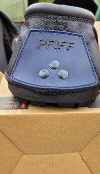 Pfiff Hufschuhe nagelneu Gr.4, Pfiff, Martina Holz, Hoof Boots & Therapy Boots, Nauen/ OT Markee