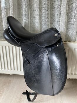 Philippe Fontaine 17,5 Zoll Dressur, Stübben  Orleans , Wellner, Dressage Saddle, Bohmte 