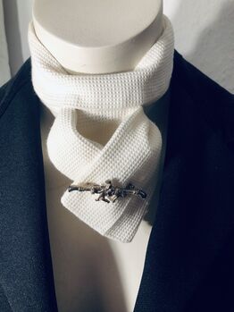 Plastronnadel / Plastron-Nadel Jagdplastron Turnier Silber Ponyreiter & Gerte