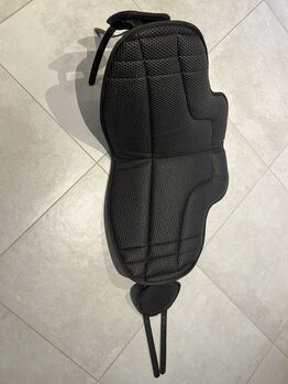 Brockamp Reitpad “Spezial” in Schwarz inkl. Unterlage – neuwertig! Brockamp Reitpad “Spezial” inkl. Unterlage