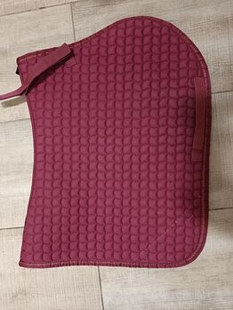 Eskadron Schabracke VS rot Eskadron