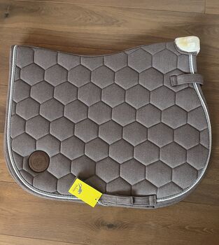 Felix Bühler Schabracke VS Knitted Collection, Felix Bühler, Noemi, Czapraki, Fehraltorf