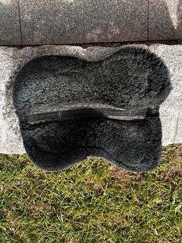 Sattelfellpad