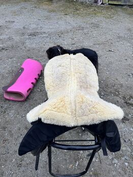 Sattelkissen Lammfell HKM  Sattelkissen echt Lammfell 