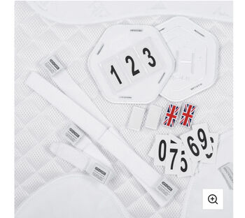 Horsehoodz dressage pad