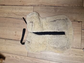 Lammfellpad / Memory Foam Sattelpad / Sattelkissen Loesdau 