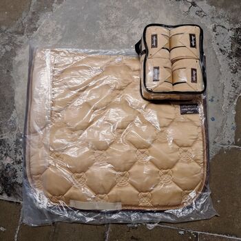 Pquestrian Couture Champagnesun Schabracke mit Bandagen, ADN, Dressage Pads, Duisburg