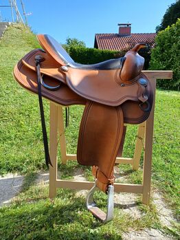 Wunderschöner, handgefertigter Westernsattel
