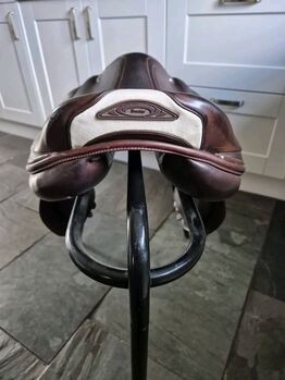 Stunning Prestige X-Meredith Jumping saddle Prestige X-Meredith