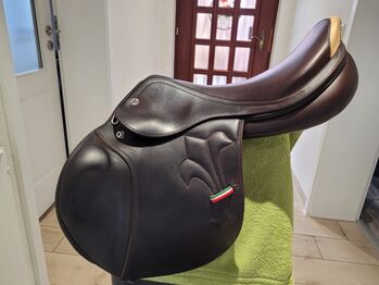 Prestige Arezzo 18" 33 Springsattel, Prestige  Arezzo , Katharine , Jumping Saddle, Ilsede