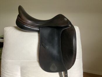 Prestige D1 dressuurzadel Prestige D1 Engelke