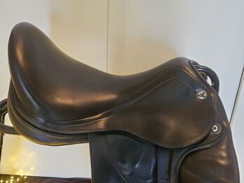 Prestige D1 X-Zero 17 Zoll M Kammer Dressursattel Leder doubliert Prestige  D1 X-Zero