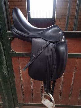 Prestige D2 K Free 18 zoll, Prestige D2 K free, Serpa, Dressage Saddle, Eimsheim