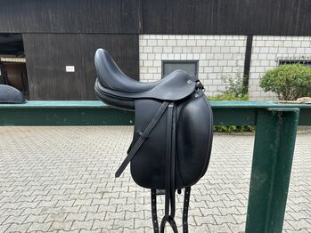 Prestige D2, Prestige  D2 Zero, Nora, Dressursattel, Oberursel