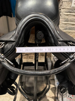 Prestige Dressursattel D2 K 16" Lux Leder, inkl. Zubehör Prestige D2 K