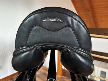 Prestige Dressursattel D2 K 16" Lux Leder, inkl. Zubehör, Prestige D2 K, Sarah Sinn, Dressage Saddle, Dotnacht